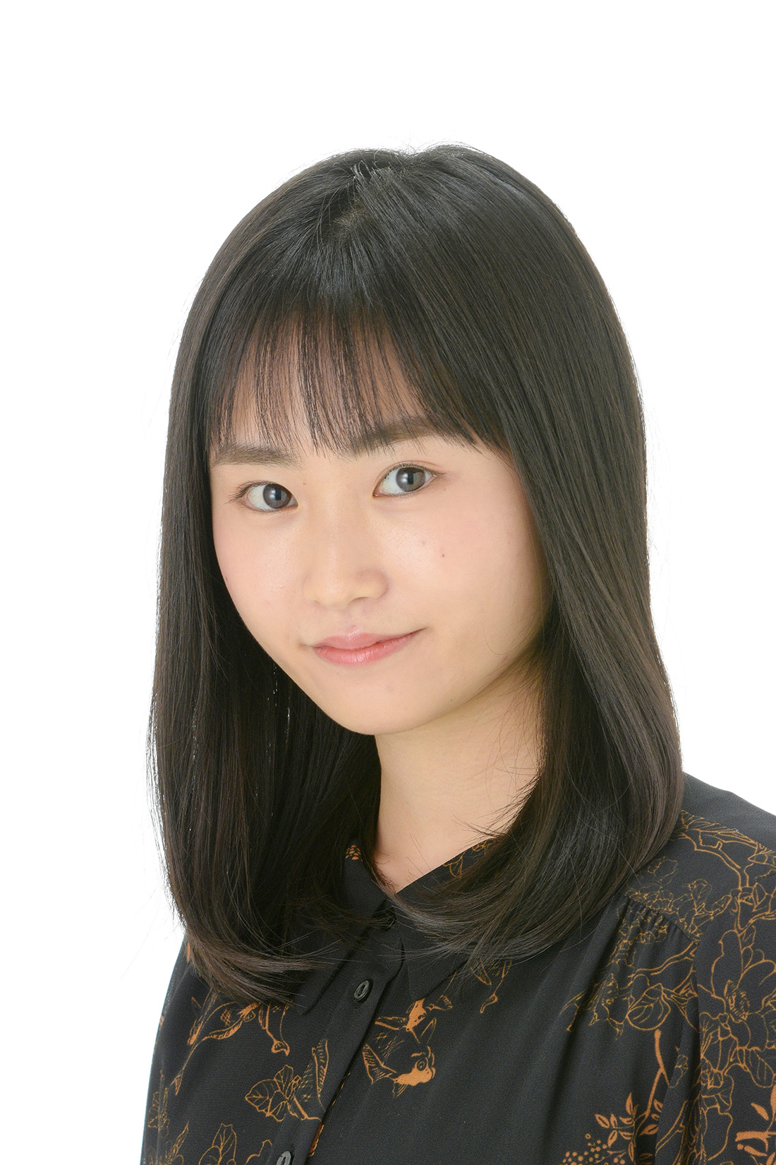 内田 彩澄 アーティスト テアトルアカデミー