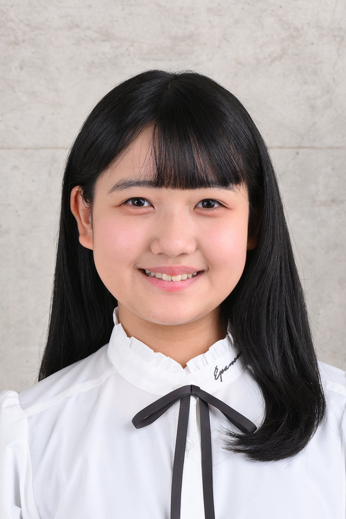 安山　夢子