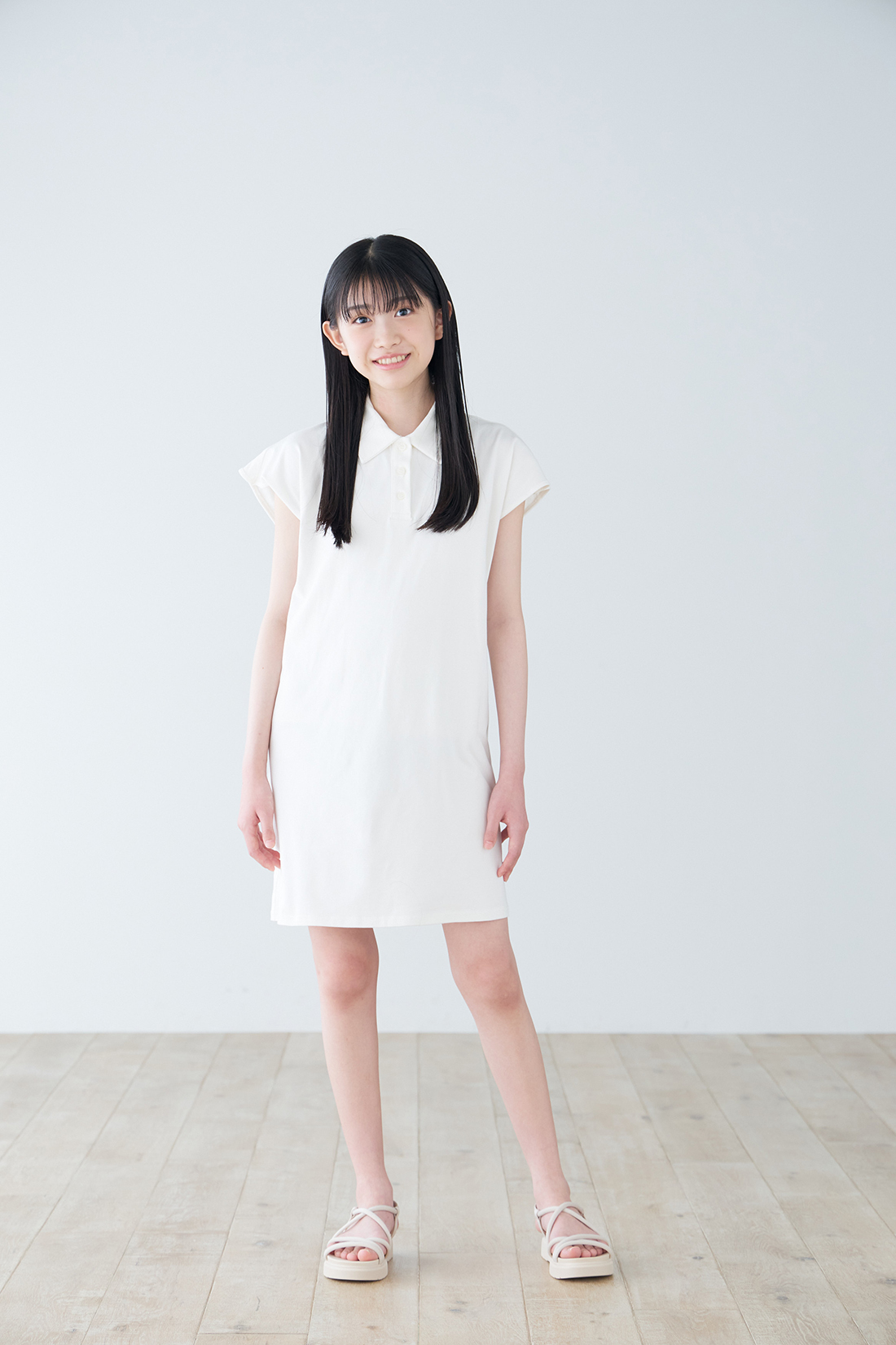 世界の女子小学生裸 