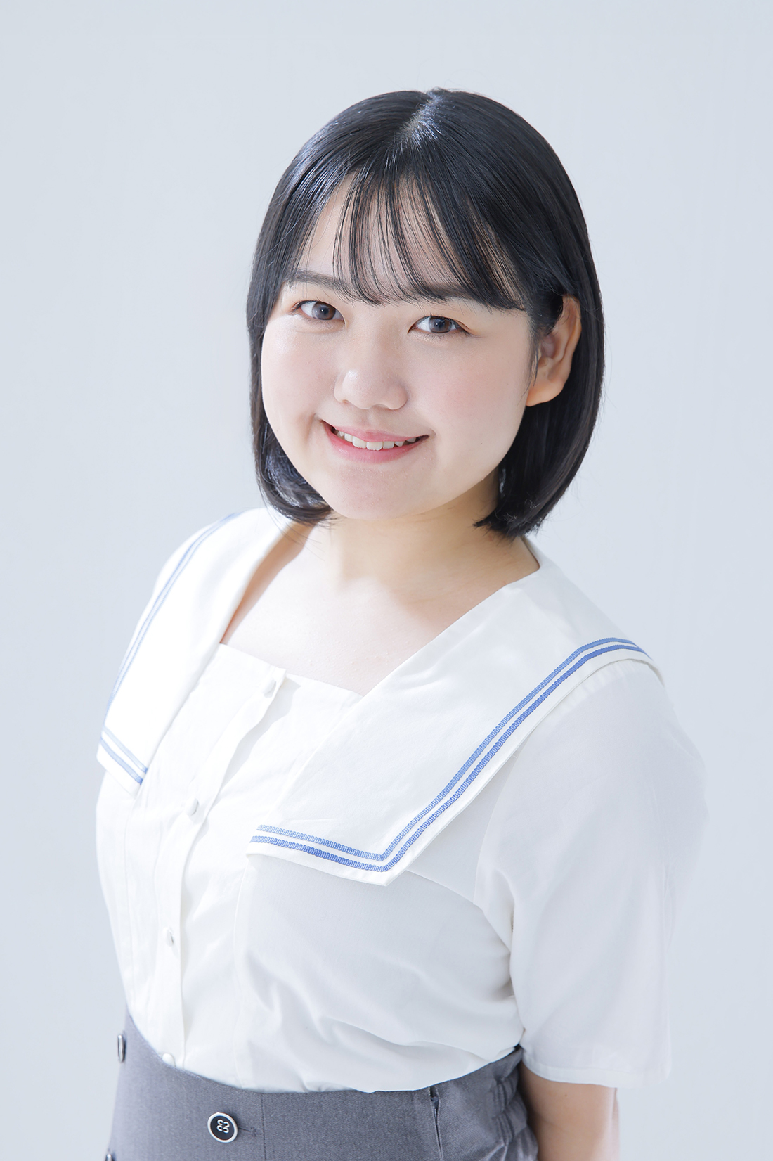 安山　夢子