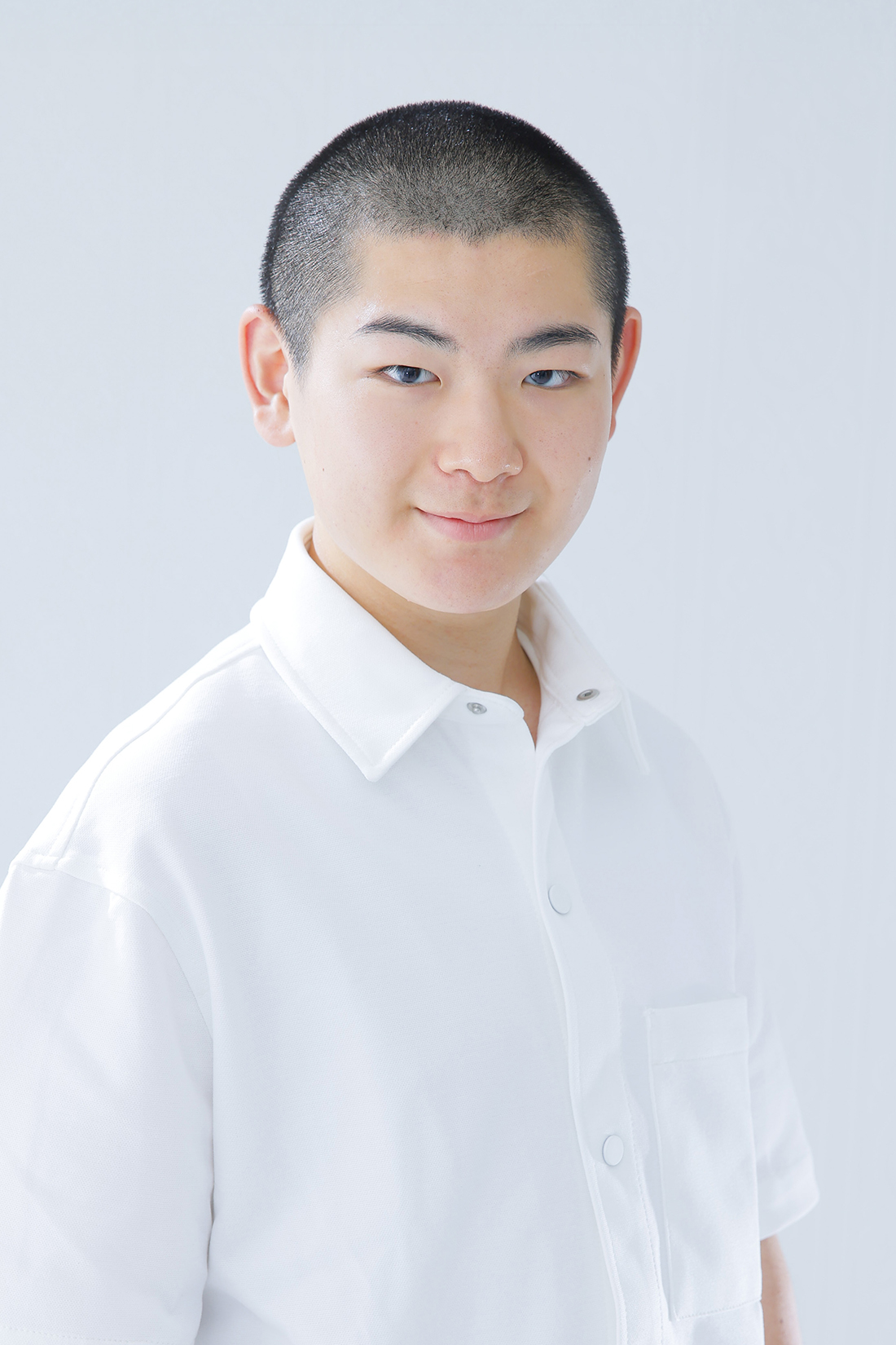 小松　夢生